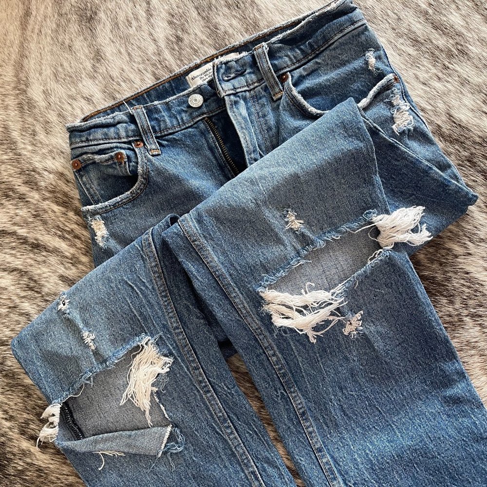 ABERCROMBIE 90's Straight Jean - SOLD